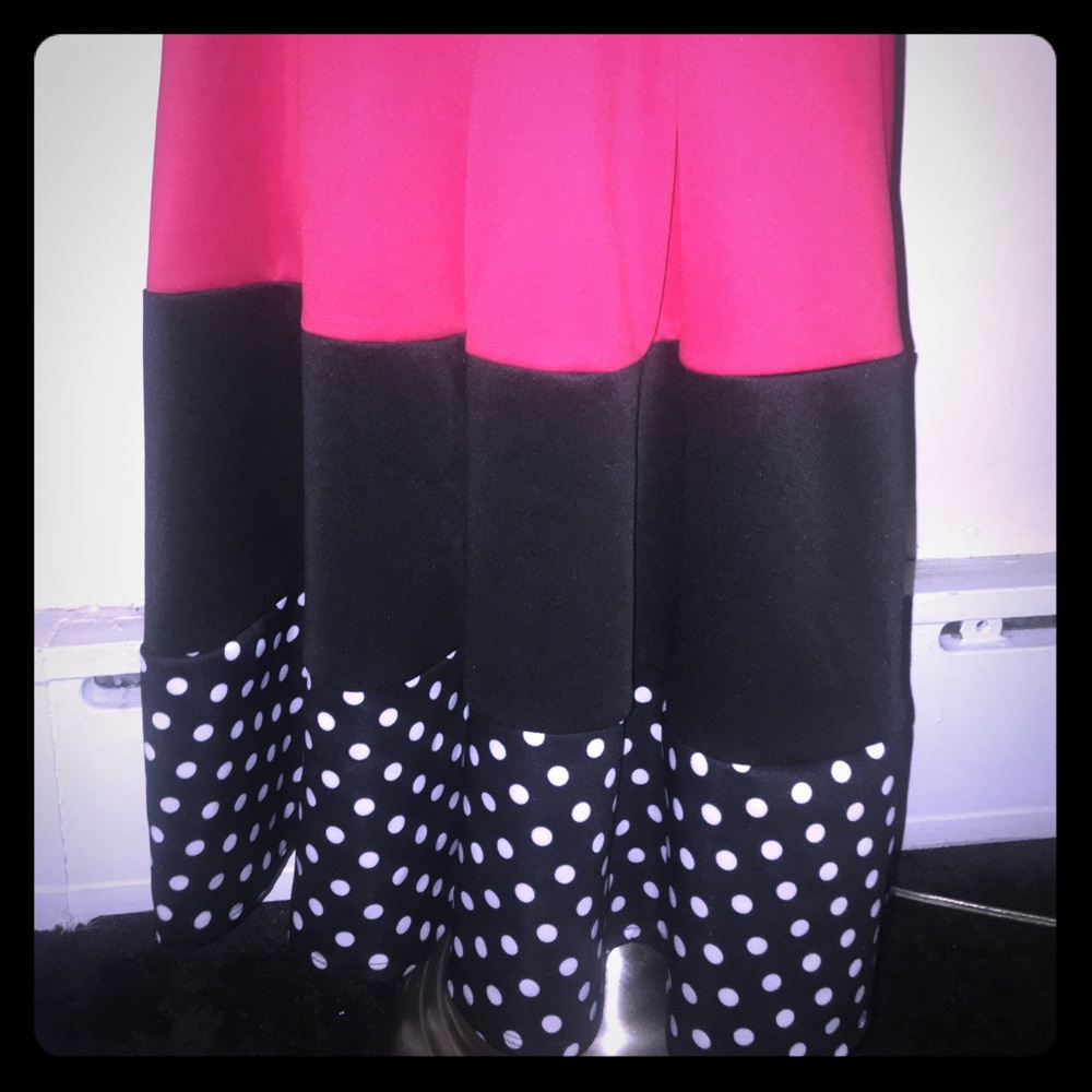 Short sleeve polka dot dress